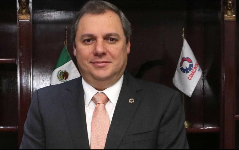 Enoch Castellanos, presidente de la Canacintra, publicó un mensaje en redes sociales en donde insta al Presidente a autorizar apoyos económicos para las empresas. SUN/ARCHIVO