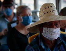 El gobierno del Estado aclaró que el cubrebocas solo disminuye los riesgos en lugares públicos de extrema necesidad. EL INFORMADOR / F. Atilano