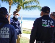 Personal de Protección Civil se cerciora de que no haya actividades recreativas en áreas comunes o en la playa, donde hacen patrullajes. FACEBOOK / @antonioechevarriag