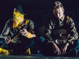 Twenty One Pilots. El dúo musical estrena un tema para recaudar fondos monetarios para los equipos involucrados en las giras y conciertos en vivo de los artistas. FACEBOOK/@twentyonepilots