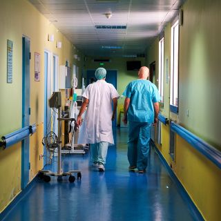 México solicita a EU venta de 10 mil ventiladores y 10 mil monitores