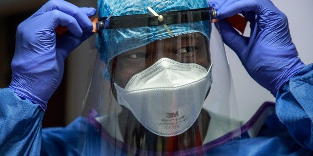 Alertan por sitios ap&oacute;crifos de venta de respiradores y mascarillas