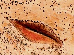 En Darfur occidental, en el desierto de Sudán, muy cerca de Gharb, dos crestas rocosas se asemejan a la forma de unos labios de mujer. ESPECIAL