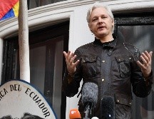 Assange conoció a su actual pareja en 2011, cuando Moris se unió a su equipo legal de Assange y se veían casia a diario mientras estuvo en la embajada ecuatoriana. AFP/ARCHIVO
