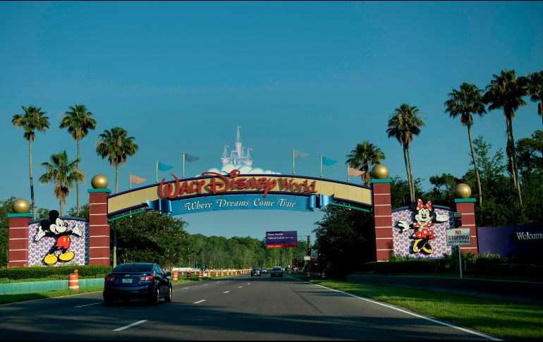 Disney World cerró sus puertas por la pandemia el pasado mes de marzo. AP / ARCHIVO