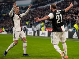 Con 12 jornadas por disputarse en el balompié italiano, la Juventus es mandamás de la clasificación con 63 unidades. AFP / ARCHIVO