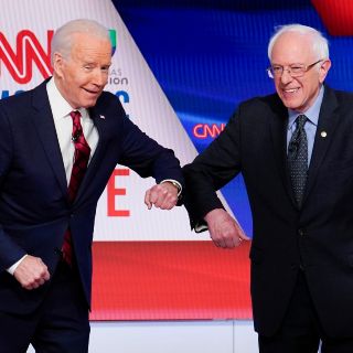 Sanders da su apoyo Biden en la carrera presidencial de EU