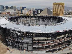 Raiders de Las Vegas mantiene sus esperanzas de que la construcción del Allegiant Stadium pueda quedar a tiempo. AP / ARCHIVO
