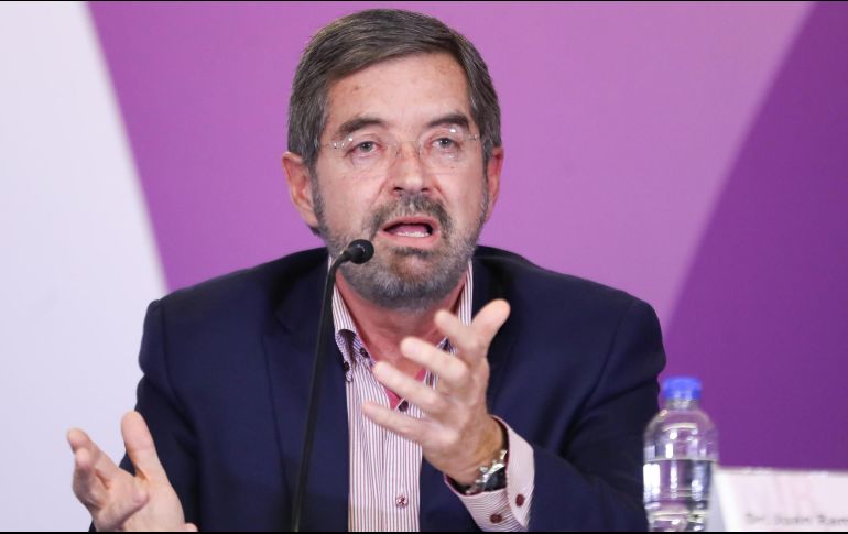 Juan Ramón de la Fuente mantiene aislamiento riguroso y trabaja vía remota. SUN/Archivo