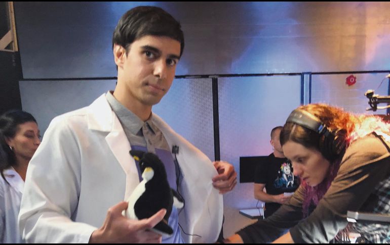 El actor se alista para viajar al pasado en su más reciente filme. ESPECIAL