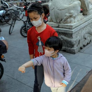 China prevé una segunda oleada de COVID-19 en noviembre