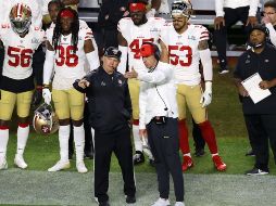 Los 49ers estuvieron a menos de ocho minutos de conseguir su sexto trofeo Vince Lombardi y con ello empatar a los Patriots y Steelers como las franquicias con más campeonatos en la era del Super Bowl. AFP / ARCHIVO
