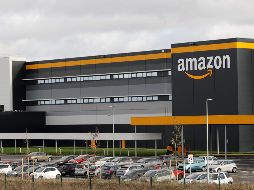 La empresa de ventas en línea anuncia la creación de 75 mil puestos de trabajo y la inversión de 350 millones de dólares para aumentar el sueldo de sus empleados. AFP / ARCHIVO