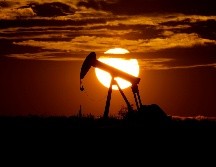 Los petroprecios reaccionan a la perspectiva de nuevas conversaciones en la Organización de Países Exportadores de Petróleo. AP/ARCHIVO