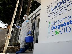 La UdeG hará pruebas en un laboratorio en el Centro Universitario de Ciencias de la Salud (CUCS). AFP/U. Ruiz