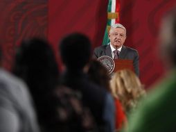 Comparan la negación que López Obrador muestra sobre la magnitud de la pandemia con lo ocurrido en Brasil, con Jair Bolsonaro; y en Estados Unidos, con Donald Trump. EFE/J. Méndez