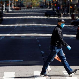 Nueva York obligará a ciudadanos a cubrirse nariz y boca en público