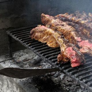 Coronavirus en Argentina: El pueblo aislado por un asado que resultó mortal