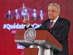 El Presidente comentó que, sin cantar victoria, la sociedad mexicana “se ha portado muy bien” al seguir de manera voluntaria las medidas sanitarias. SUN/S. Tapia