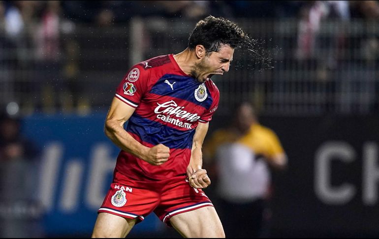 El zaguero de Chivas lamentó la pausa del futbol mexicano justo cuando el cuadro rojiblanco comenzaba a despuntar en el Clausura 2020. Imago7 / ARCHIVO