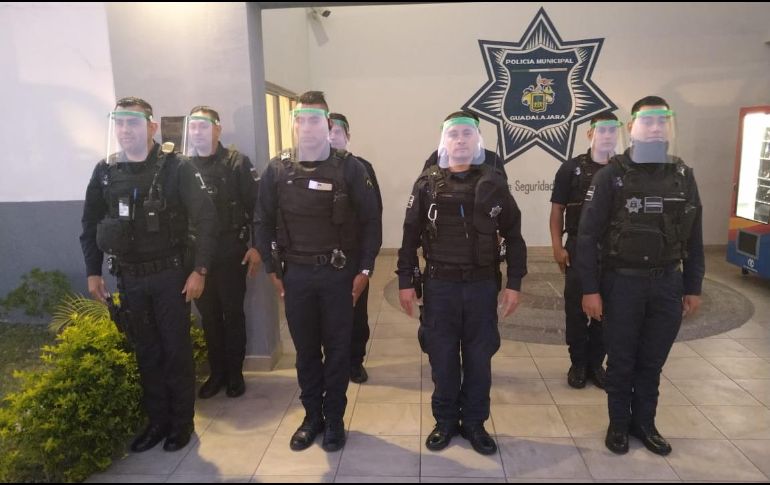 En el transcurso de este jueves se entregarán otras 700 caretas, y 300 más este viernes para poder cubrir a la totalidad de los oficiales que vigilan las calles. ESPECIAL