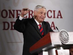 Tras la reunión con López Obrador, el Banco de México matizó la importancia de observar el procedimiento legal. EFE/J. Méndez