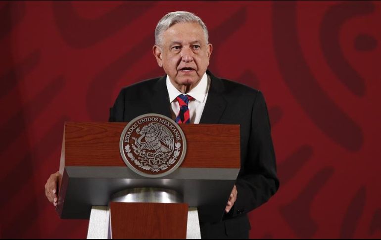 Este viernes, se dio a conocer que el gobierno de Andrés Manuel López Obrador ordenó rastrear todas las cuentas y movimientos financieros que hizo durante su administración Enrique Peña Nieto. EFE/J. Méndez