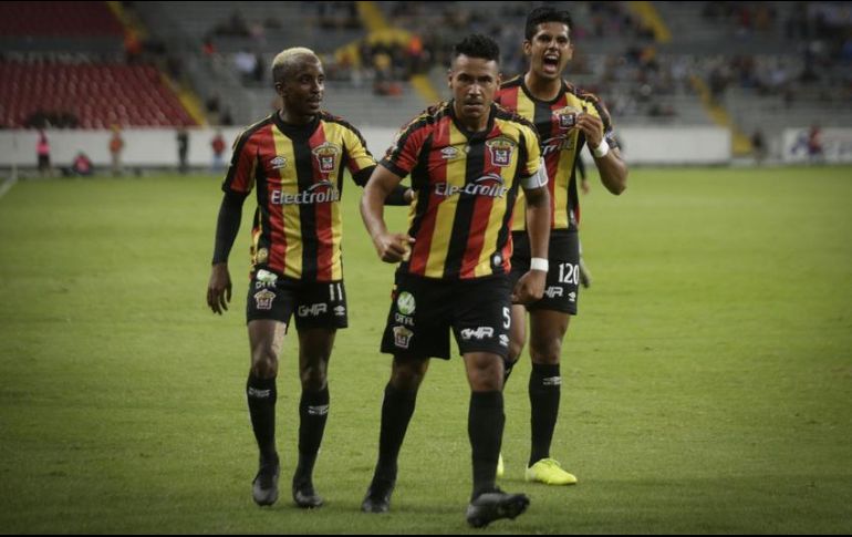 Leones Negros asegura que, hasta la fecha, no les han notificado las razones por las que aseguran que no están certificados para jugar en Primera División. EL INFORMADOR/ARCHIVO