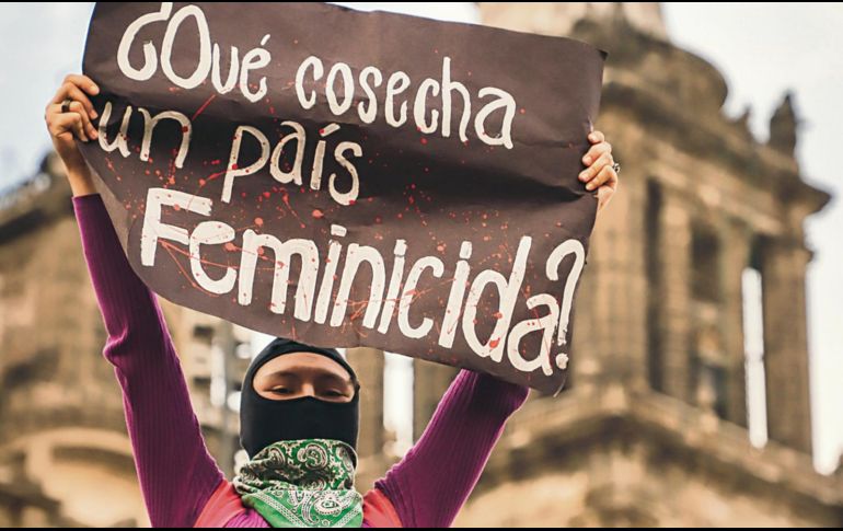 PROTESTAS. Debido a las agresiones que sufren en sus familias, entre otras razones, las mujeres marcharon el pasado 8 de marzo en todo el país. NTX