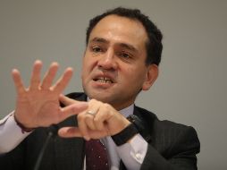 Herrera explicó que en la dependencia están muy alertas, trabajando 24 horas al día, ante esta situación que impacta la salud de los mexicanos, pero también la economía de las personas. EFE / ARCHIVO