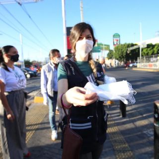 Municipios de la ZMG se suman a la entrega de cubrebocas