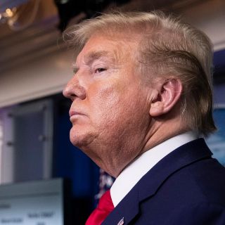 Trump alista orden para suspender inmigración a EU