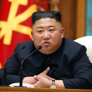 Líder de Corea del Norte estaría en grave peligro tras cirugía
