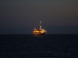 Hay baja demanda de petróleo a nivel mundial y no se sabe cuánto volverá a repuntar. AFP/M. Tama