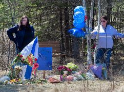 Un homenaje en memoria de Heather O'Brien, víctima del tiroteo, en una carretera en  Debert, Nueva Scotia. AP/The Canadian Press/A. Vaughan