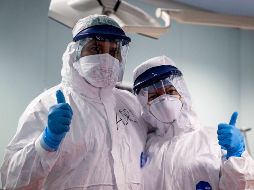 Piden a la gente que pare las agresiones hacia el personal de salud y que atiendan las medidas de protección. EFE / A. Carconi