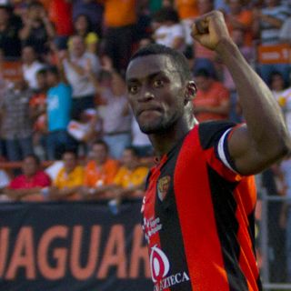 Jackson Martínez le dirá adiós a las canchas