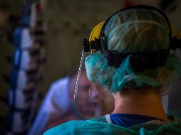 López Obrador adelantó que una vez que pase la pandemia, hará un reconocimiento a todos los trabajadores de la salud por el apoyo que están brindando. EFE / ARCHIVO