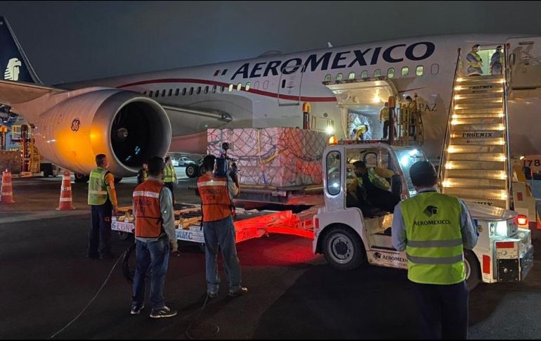 El material médico será distribuido a médicos y enfermeras de los hospitales del sector salud del país. TWITTER / @m_ebrard