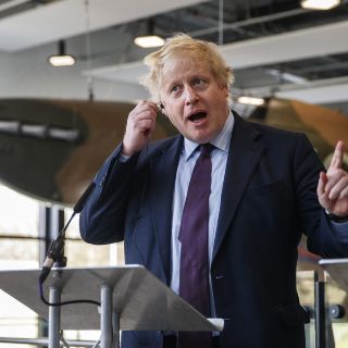 Boris Johnson podría reaparecer el lunes