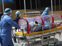 Además de los casos de COVID-19, la Ciudad de México registra 227 defunciones y mil 628 casos sospechosos. EFE / S. Gutiérrez