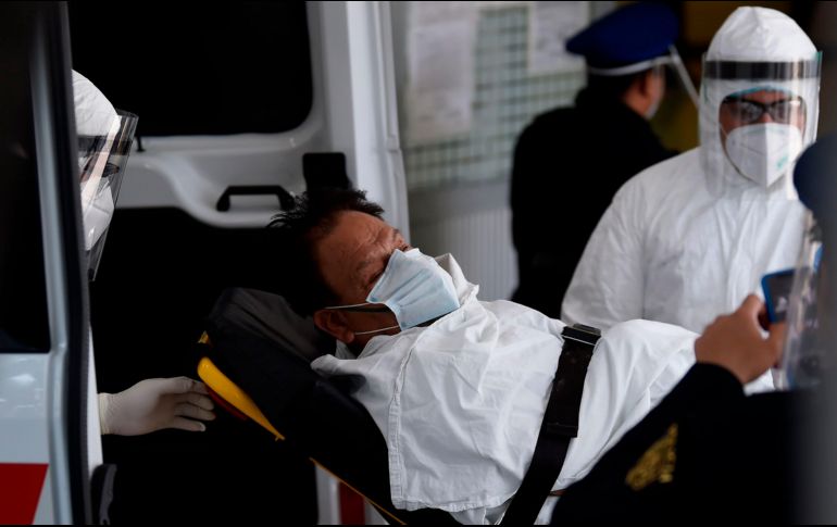 Se han dado de alta a dos pacientes que estuvieron intubados, que afortunadamente lograron vencer al nuevo coronavirus que hasta el momento ha dejado más de mil muertes en el país. AFP / A. Estrella