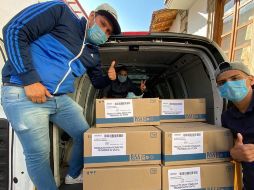 Los donativos fueron entregados a la alcaldesa de Tapalpa, Luz Elvira Manzano Ochoa. ESPECIAL