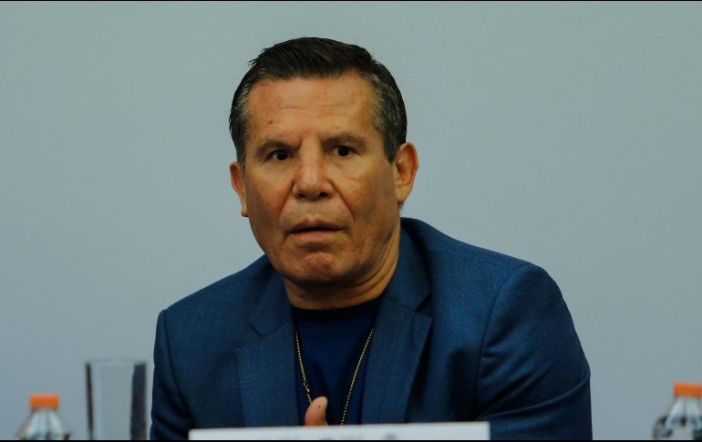 Chávez también rememoró cuando conoció a Fernando Valenzuela y Hugo Sánchez, dos de los atletas que brillaron en la misma época que él lo hiciera en el boxeo. Imago7 / ARCHIVO
