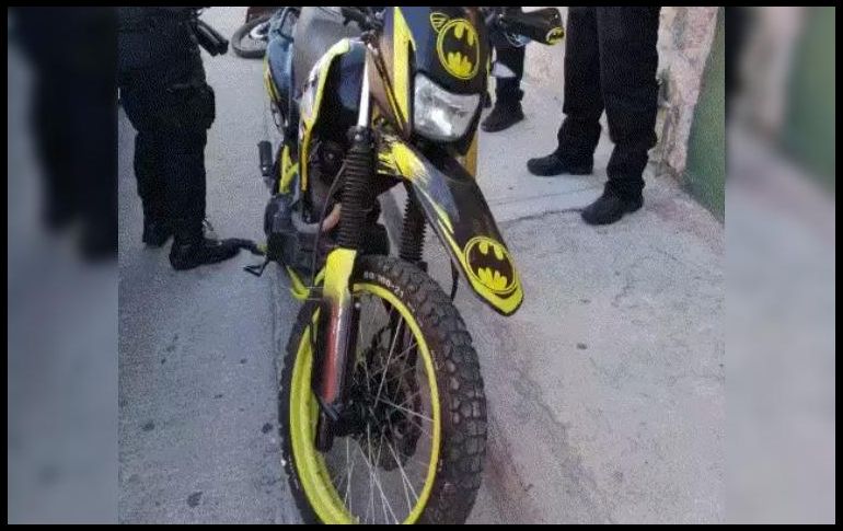 La motocicleta de bajo cilindraje tenía reporte de robo desde finales de marzo. TWITTER / @PoliciaGDL