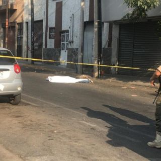 Asesinan a balazos a “viene viene” en el Centro de Guadalajara
