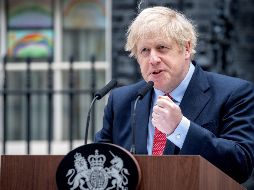 Johnson agradeció este lunes a los ciudadanos los esfuerzos para hacer frente a la pandemia del coronavirus. AFP / P. Fowles
