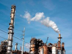 López Obrador confía que al final de su administración pueda aumentar las reservas de petróleo crudo. AFP / ARCHIVO