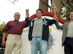 Javier Hernández Balcázar, al igual que su abuelo, le anotó a Francia en una Copa del Mundo. EL INFORMADOR / ARCHIVO