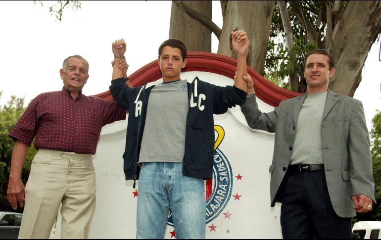Javier Hernández Balcázar, al igual que su abuelo, le anotó a Francia en una Copa del Mundo. EL INFORMADOR / ARCHIVO
